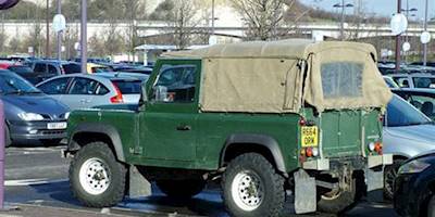 Land Rover Defender 90 | Flickr - Photo Sharing!