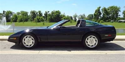File:1996 Chevrolet Corvette.jpg - Wikimedia Commons