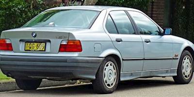 File:1991-1996 BMW 318i (E36) sedan (2011-04-02) 02.jpg ...