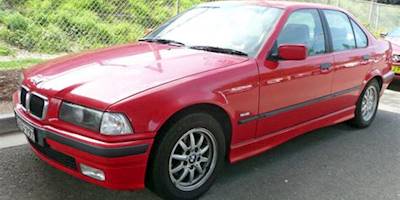 File:1996-1998 BMW 323i (E36) sedan 01.jpg - Wikipedia
