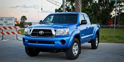 2011 Toyota Tacoma | Snapped a few shots of my dad's new ...