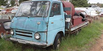 Isuzu Elf Truck