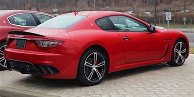File:2015 Maserati GranTurismo MC, rear right (rosso).jpg ...