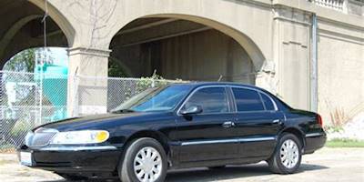 2001 Lincoln Continental | My old Lincoln Continental | Flickr