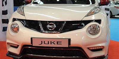 File:Nissan Juke, IFEVI, 2014.JPG - Wikimedia Commons