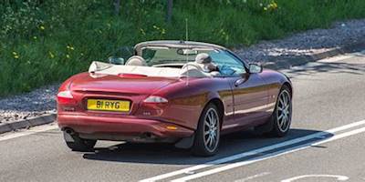 2000 Jaguar XK8 (3996cc) | Flickr - Photo Sharing!