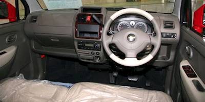 File:2010 Chevrolet MW interior.jpg