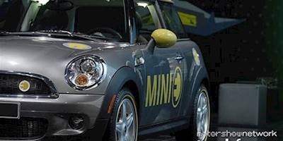 MotorShowNetwork @ Detroit 2009: MINI Cooper Convertible ...