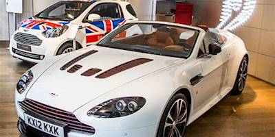 File:2012 Aston Martin V12 Vantage Roadster and AM Cygnet ...