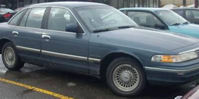 File:'93-'94 Ford Crown Victoria.JPG - Wikimedia Commons