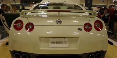 File:2009 white Nissan GT-R rear.JPG - Wikimedia Commons