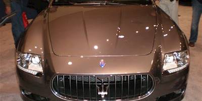 File:2009 gray Maserati Quattroporte V front.JPG