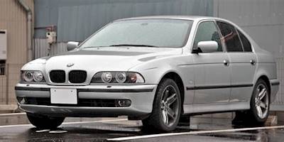 File:BMW E39 Saloon 001.JPG - Wikimedia Commons