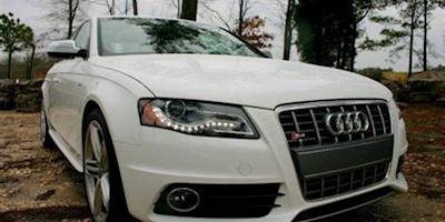 2010 Audi S4 Review